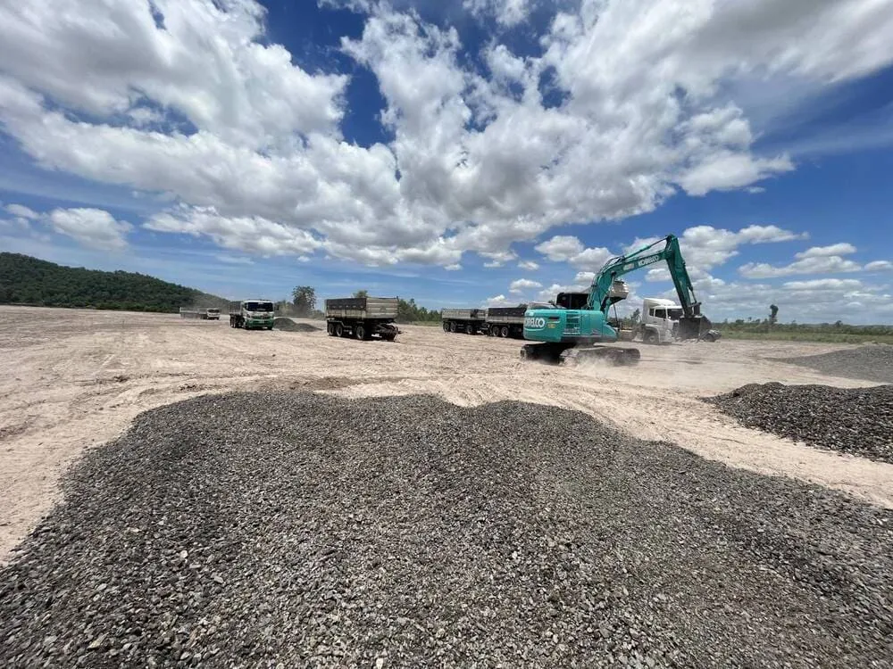 บริการของเรา - รับถมดิน ขุดสระ ชัยนาท